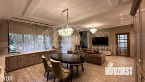 Таунхаус 300м&sup2;, 3-этажный, участок 2 сот.  