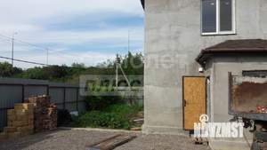 Дом 97м², 2-этажный, участок 6 сот.  