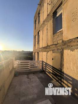 Дом 295м², 3-этажный, участок 4 сот.  