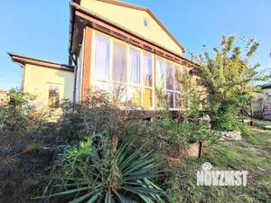 Дом 200м&sup2;, 2-этажный, участок 8 сот.  