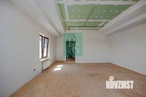 Дом 140м², 2-этажный, участок 5 сот.  