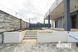 Дом 242м&sup2;, 2-этажный, участок 4 сот.  