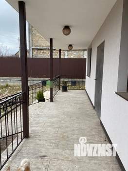 Дом 255м&sup2;, 2-этажный, участок 4 сот.  