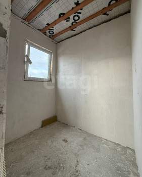 Дом 200м&sup2;, 2-этажный, участок 4 сот.  