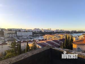 Дом 295м², 3-этажный, участок 4 сот.  