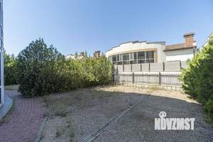 Дом 110м², 3-этажный, участок 1 сот.  