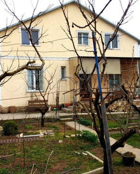 Дом 180м², 2-этажный, участок 6 сот.  