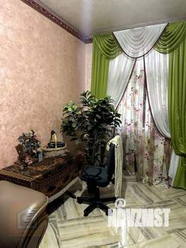 Дом 280м², 2-этажный, участок 7 сот.  