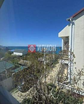 Дом 92м&sup2;, 3-этажный, участок 3 сот.  