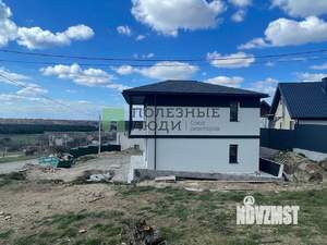 Дом 150м&sup2;, 2-этажный, участок 4 сот.  