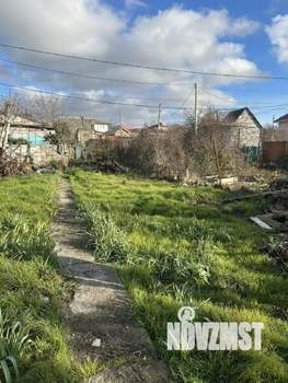 Дом 40м&sup2;, 2-этажный, участок 4 сот.  