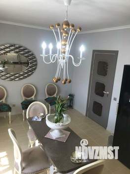 Коттедж 299м&sup2;, 3-этажный, участок 6 сот.  