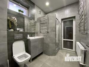 Дом 250м², 3-этажный, участок 4 сот.  