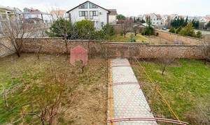 Дом 255м&sup2;, 2-этажный, участок 8 сот.  