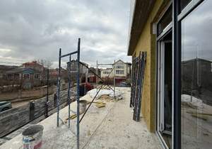 Дом 200м&sup2;, 2-этажный, участок 4 сот.  