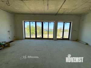Дом 180м², 2-этажный, участок 5 сот.  