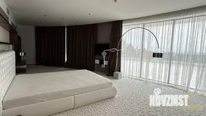 Дом 1900м², 4-этажный, участок 35 сот.  