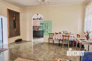 Дом 105м&sup2;, 2-этажный, участок 4 сот.  