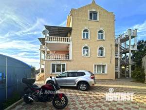 Дом 500м², 3-этажный, участок 13 сот.  