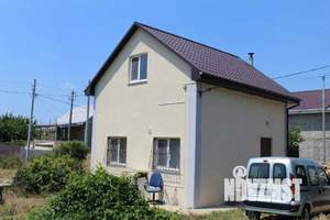 Дом 70м&sup2;, 2-этажный, участок 5 сот.  