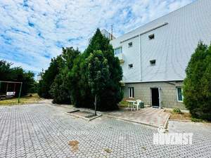 Дача 887м², 3-этажный, участок 12 сот.  