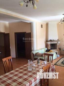 Дом 200м², 2-этажный, участок 15 сот.  