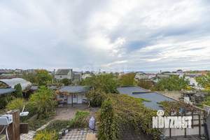 Дом 175м&sup2;, 2-этажный, участок 8 сот.  