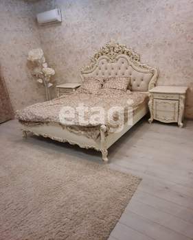 Дом 400м², 2-этажный, участок 9 сот.  