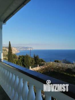 Дом 198м², 3-этажный, участок 8 сот.  