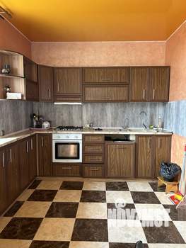 Коттедж 280м², 2-этажный, участок 6 сот.  