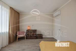Дом 284м², 3-этажный, участок 5 сот.  