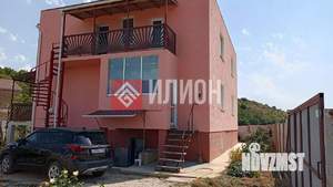 Дом 400м², 3-этажный, участок 5 сот.  