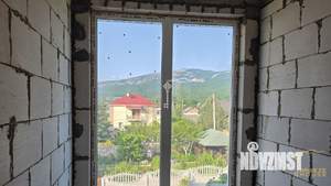 Дом 220м², 2-этажный, участок 11 сот.  