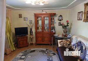 Дом 100м&sup2;, 2-этажный, участок 4 сот.  