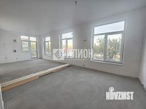 Дом 144м&sup2;, 2-этажный, участок 4 сот.  