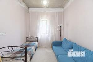 Дом 270м², 2-этажный, участок 10 сот.  