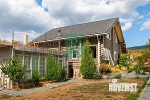 Дом 166м&sup2;, 2-этажный, участок 10 сот.  