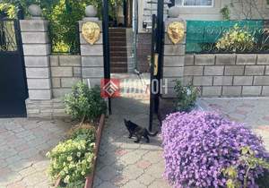 Дом 255м², 3-этажный, участок 8 сот.  