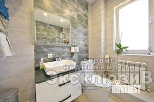 Дом 184м², 3-этажный, участок 3 сот.  