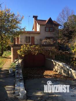 Дом 272м², 3-этажный, участок 6 сот.  