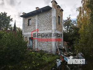 Дом 100м², 2-этажный, участок 6 сот.  