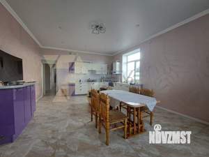 Дом 270м², 3-этажный, участок 5 сот.  