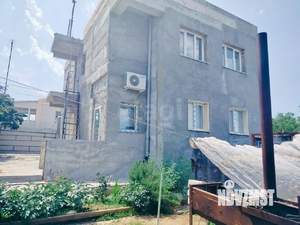 Дом 178м&sup2;, 2-этажный, участок 4 сот.  