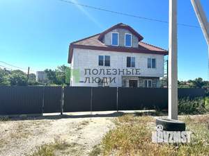 Дом 645м&sup2;, 3-этажный, участок 8 сот.  