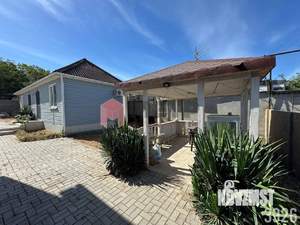 Дом 90м², 2-этажный, участок 4 сот.  