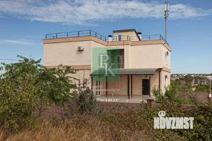 Дом 370м², 2-этажный, участок 9 сот.  