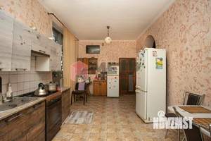 Дом 420м², 3-этажный, участок 5 сот.  