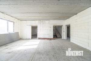 Дом 483м&sup2;, 2-этажный, участок 7 сот.  