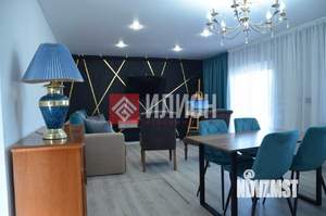 Дом 203м², 2-этажный, участок 14 сот.  