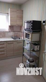 Дом 44м², 3-этажный, участок 3 сот.  